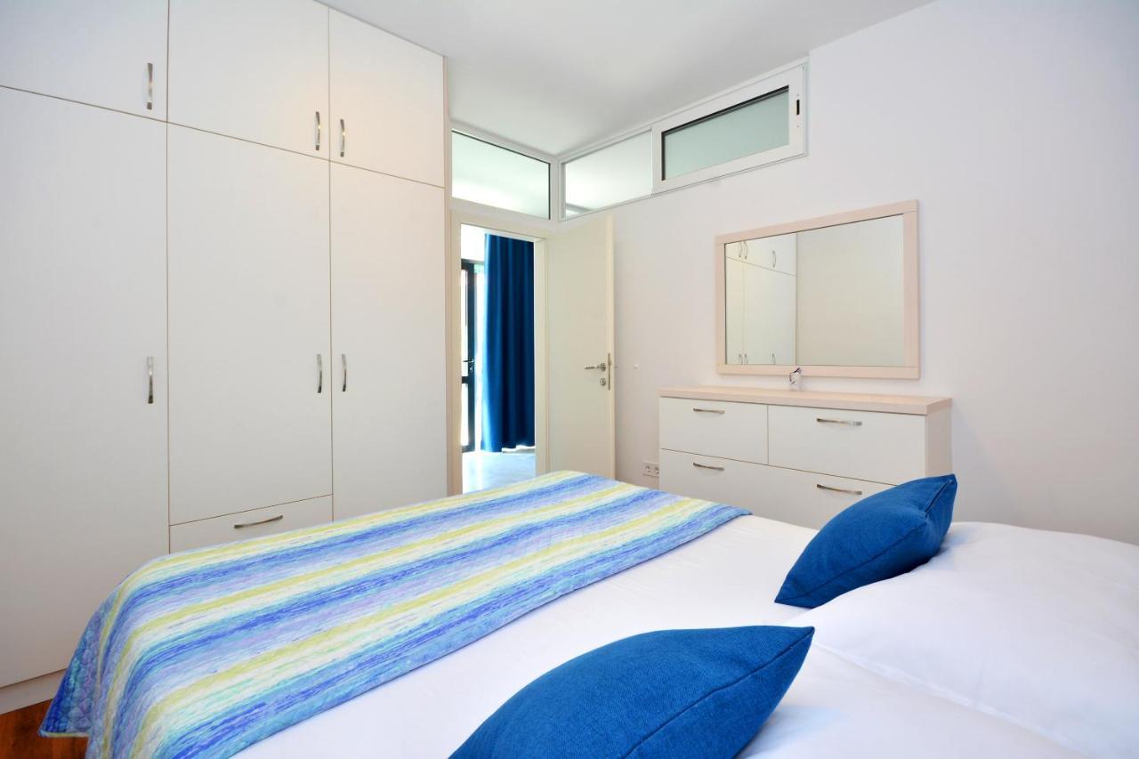 Seas The Day Apartments Podstrana Eksteriør billede